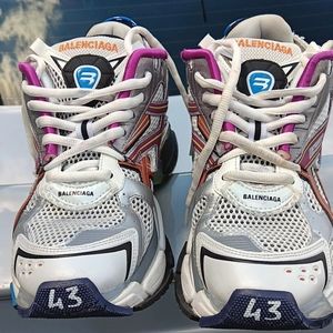Balenciaga runner sneaker